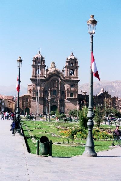 Eglise La Compañia sur la Plaza Mayor