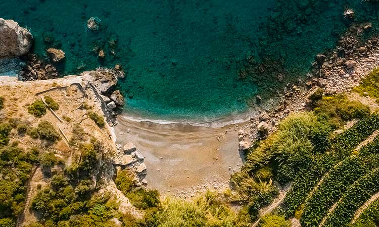 vue-aerienne-de-dessus-de-la-mer-france