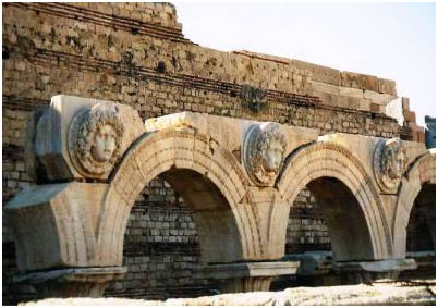arcades du site de Leptis Magna