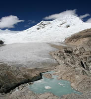 Cordillère blanche - Glacier et lac gelé