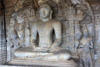 Polonnaruwa - Bouddha assis (Gal Vihara)