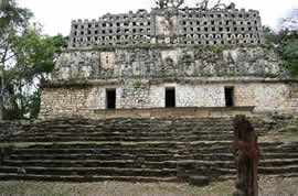 Yaxchilan - La grande acropole