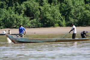 Rio Madre de Dios - Pêcheurs