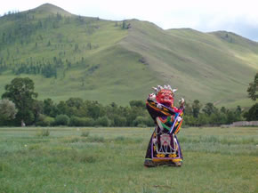 Un danseur masqué au Naadam