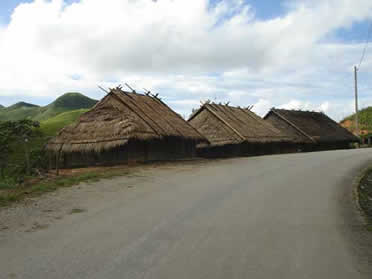 villages Hmongs