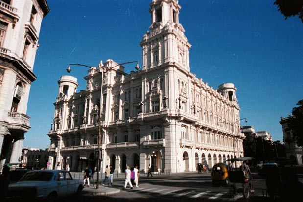 Musée national et Palais des beaux arts