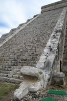 Chichen Itza - Le serpent d'El Catillo