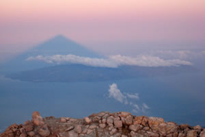 Sommet du Teide (Tenerife) - L'ombre du Teide sur la Gomera