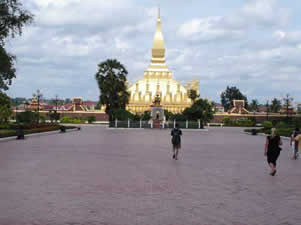 Wat Tat Luang