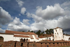 Chinchero - L'église et le village