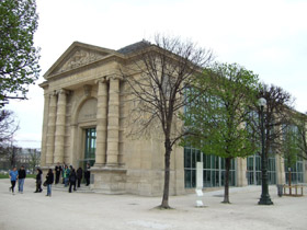 La façade du musée de l'Orangerie