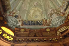 Bibliothèque de Eger - plafond