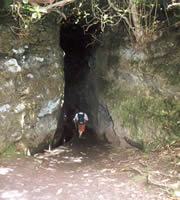 Un passage a travers les montagnes