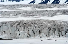 glacier Esmakbreen