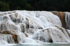 Agua Azul - Cascade