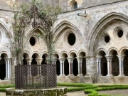 Le Cloître