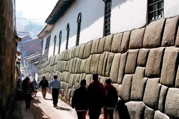 Murs incas