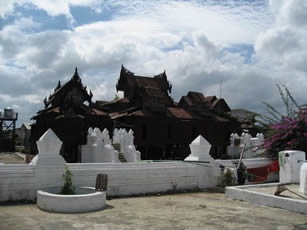 monastère de Shwe Yan Pyay