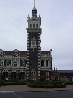 Gare Dunedin