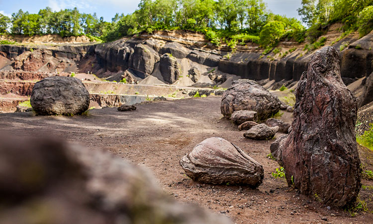 Explorez le cœur du Volcan de Lemptégy