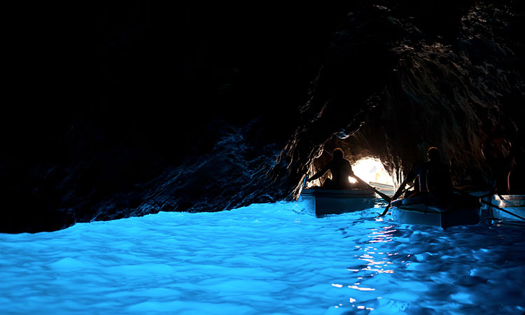 La Grotto Azzurra, Italie