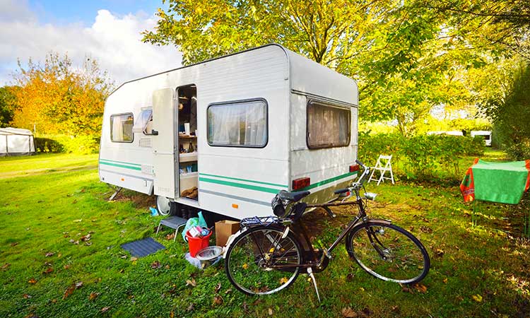 Les différents types d’hébergement et les réglementations en camping