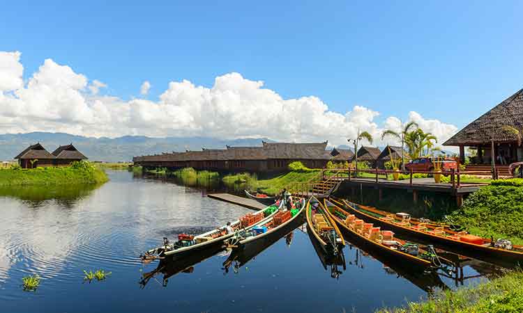 Se ressourcer sur les berges du Lac Inle 01